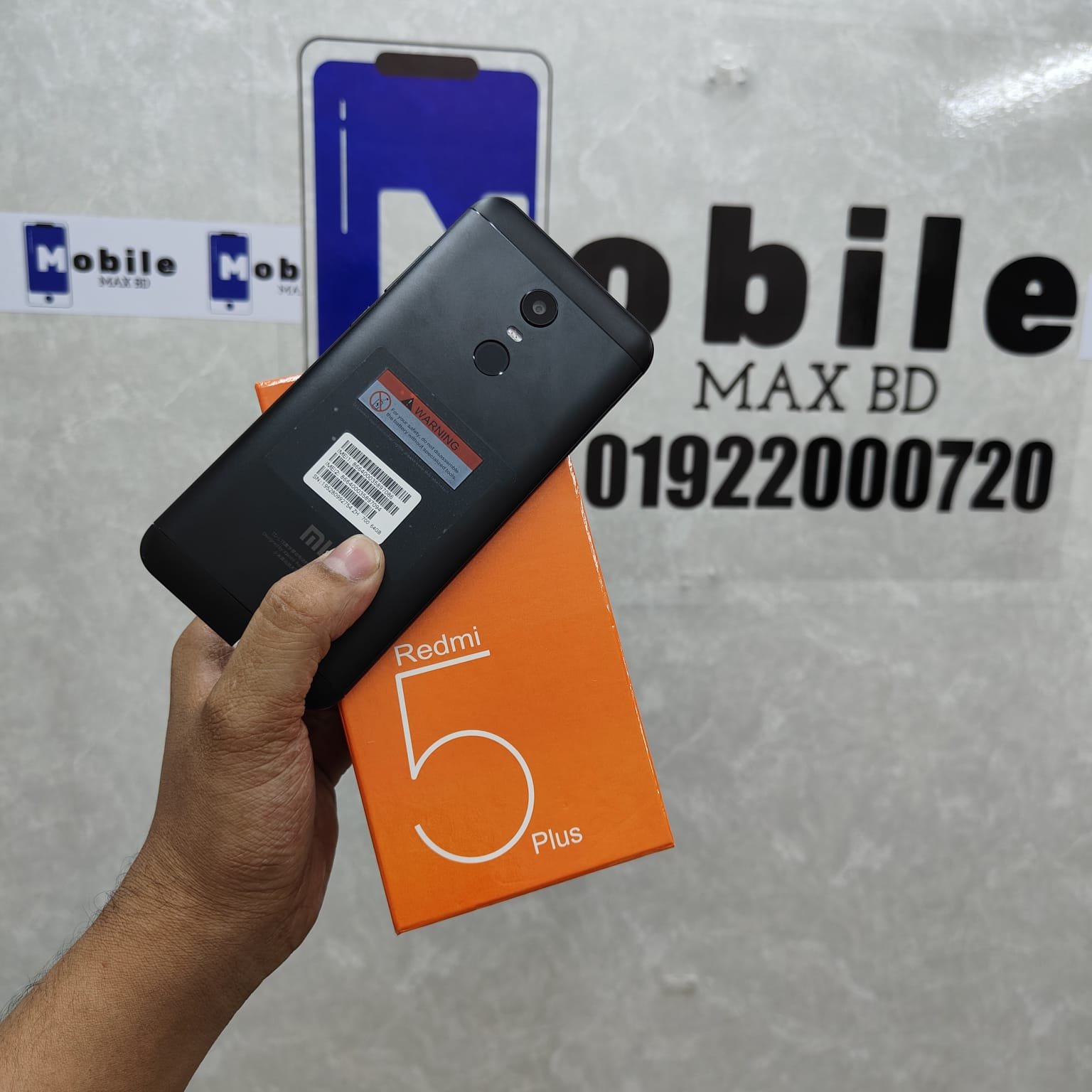 Redmi 5 plus.....4/64 gb..... Offer price - Image 3